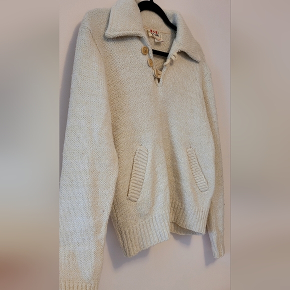 Cream Knit Pullover - Picture 3 of 6